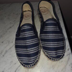 Toni Pons Originals Navy Espadrilles – Size 38 – Like New